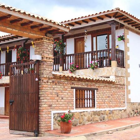 Hotel Villa Alegria Sáchica Exterior photo