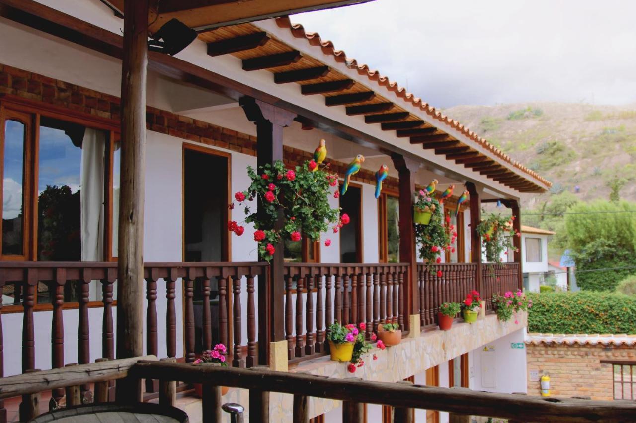 Hotel Villa Alegria Sáchica Exterior photo