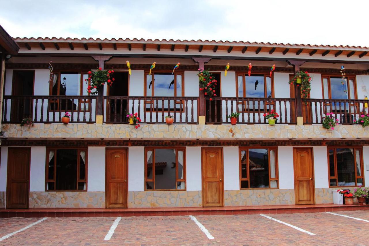 Hotel Villa Alegria Sáchica Exterior photo