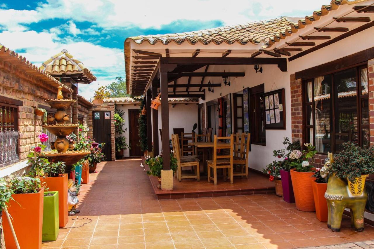 Hotel Villa Alegria Sáchica Exterior photo