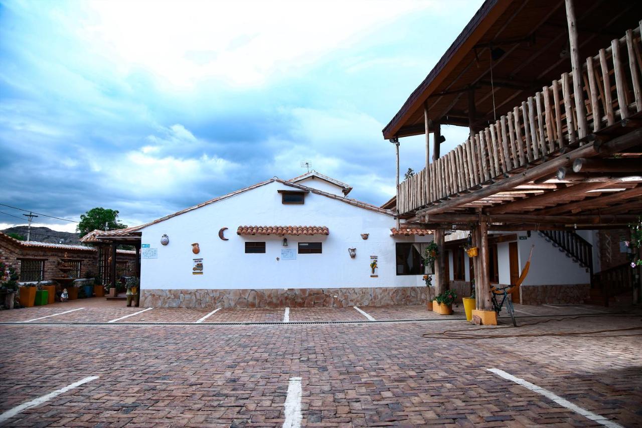Hotel Villa Alegria Sáchica Exterior photo
